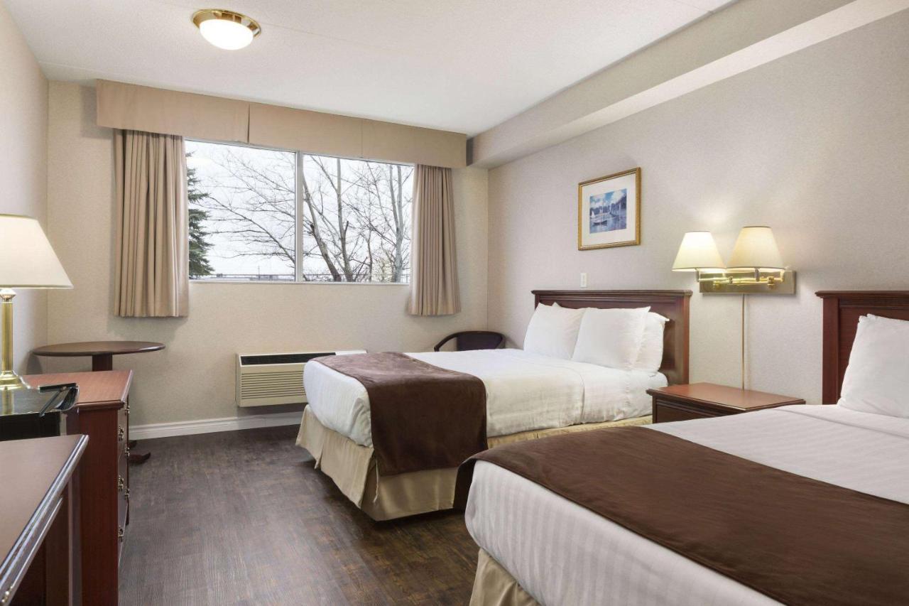 Days Inn By Wyndham Brockville Εξωτερικό φωτογραφία